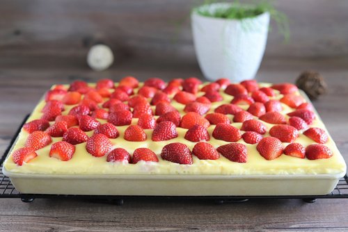 Erdbeer-Schoko-Kuchen mit Vanillecreme im Ofenzauberer von Pampered Chef®