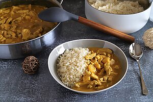 Puten-Ananas-Curry in der Sauteuse von Pampered Chef®