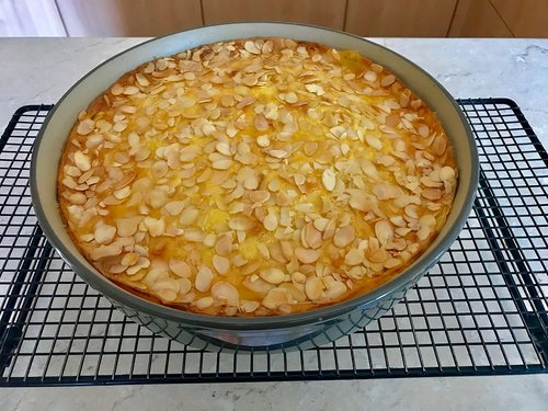 Apfelkuchen mit Vanilleguss aus der Stoneware rund von Pampered Chef