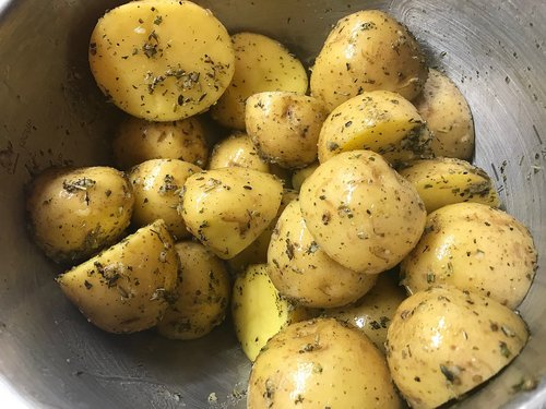 Griechischer Hackbraten mit Knoblauchkartoffeln aus dem Grundset von Pampered Chef®