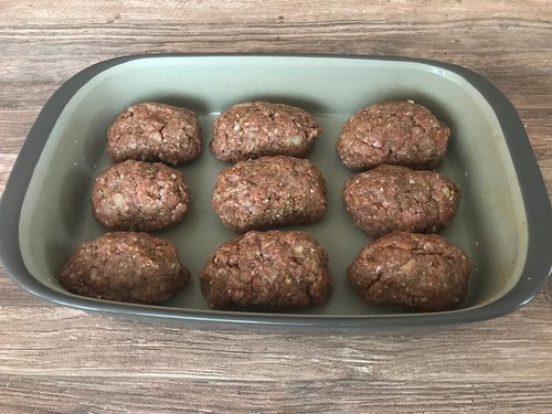 Bifteki in mediterraner Sauce aus der Ofenhexe von Pampered Chef®