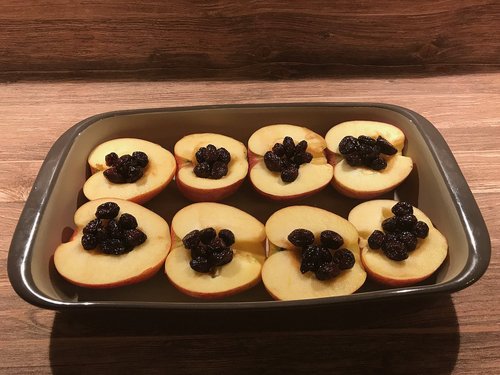 Bratäpfel in Marzipan-Vanillecreme aus der mittleren Ofenhexe oder dem Ofenmeister von Pampered Chef®