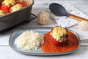 Gefüllte Paprika in Tomatensoße aus dem Ofenmeister von Pampered Chef®