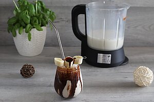 Bananen-Schoko-Shake im Deluxe Blender von Pampered Chef®