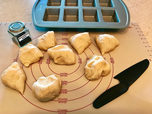 Fladen-Brötchen aus der Mini-Kuchen Form von Pampered Chef®