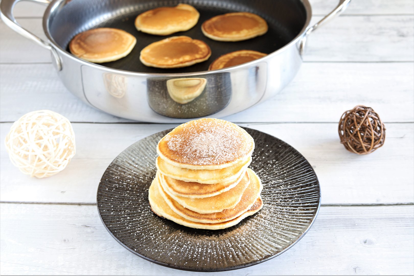 Pancakes in der Edelstahl Sauteuse von Pampered Chef®